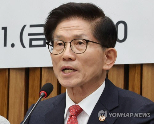 김문수 고용노동부 장관 [연합뉴스]